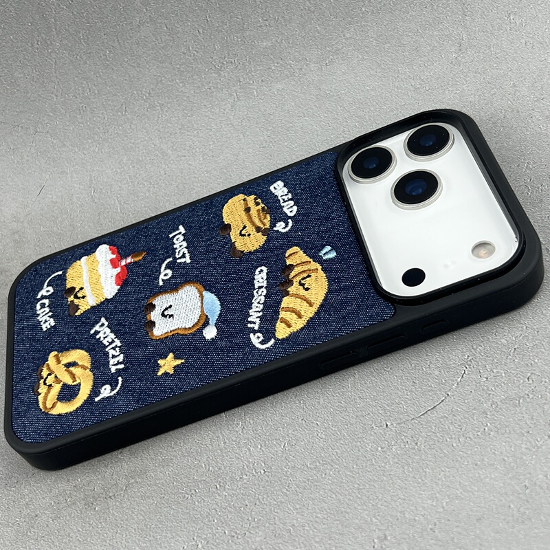 Suitable for iPhone 17/18 Pro Phone Case, Cake Toast Bread Embroidery Denim Pattern, Apple 18 Pro Max for Men and Women, 16 Pro Max Protective Case, 15 Pro Straight Edge, 15 Hard Bottom, 17 Pro Suitable for iPhone 17/18 Pro Phone Case, Cake Toast Bread Embroidery Denim Pattern, Apple 18 Pro Max for Men and Women, 16 Pro Max Protective Case, 15 Pro Straight Edge, 15 Hard Bottom, 17 Pro