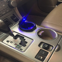 Dedicated to 09-14 old Highlander ashtray car ashtray creative LED and other special men with covers