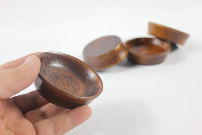 Đĩa gỗ tròn xương đĩa nhỏ món ăn hạt dưa hạt nut đĩa gỗ nhà trà khách sạn cung cấp ngày sáng tạo ẩm thực Hàn Quốc khay gỗ đựng thức ăn