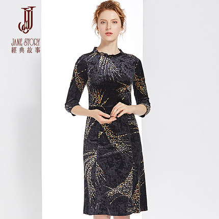 经典故事秋季2018新款复古丝绒印花连衣裙荷
