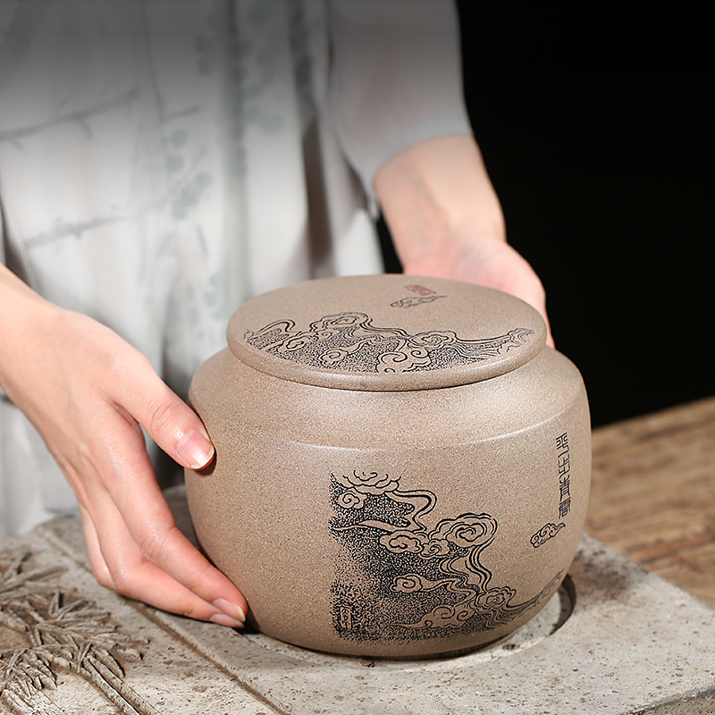 A pound of purple sand tea cans, ceramic tea jars for household use