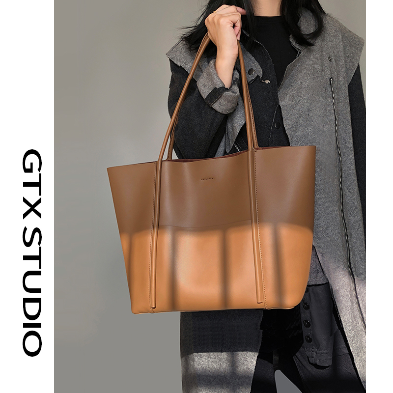 【Gutianxi】Niche Brown Tote Bag for Women, Large Capacity Genuine Leather Laptop Commuter Bag, High-End Cowhide Large Bag 【Gutianxi】Niche Brown Tote Bag for Women, Large Capacity Genuine Leather Laptop Commuter Bag, High-End Cowhide Large Bag