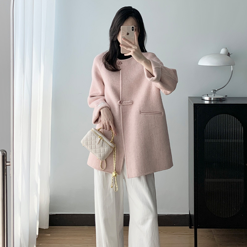 Pink Double-Sided Cashmere Coat for Women, Mid-Length, Autumn and Winter, Thickened, Korean Style, Loose Fit, Buttoned, Full Wool, Chanel-Style Jacket Pink Double-Sided Cashmere Coat for Women, Mid-Length, Autumn and Winter, Thickened, Korean Style, Loose Fit, Buttoned, Full Wool, Chanel-Style Jacket