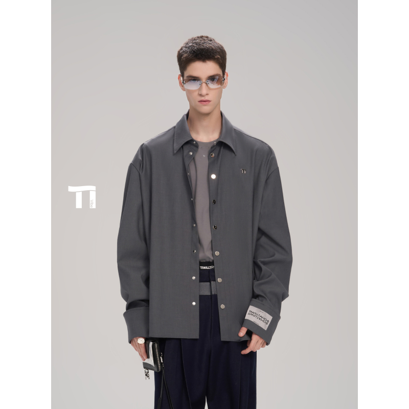 Qishilu Tiwilltang “Mist Platinum Light” Urban Hermit Minimalist Key Fold Sleeve Simple Shirt