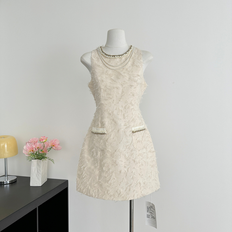 Nai Meng Wu Feather-Like French Style Elegant Dress for Women 2025 New Summer Heavy Craft Slimming Sleeveless A-Line Dress