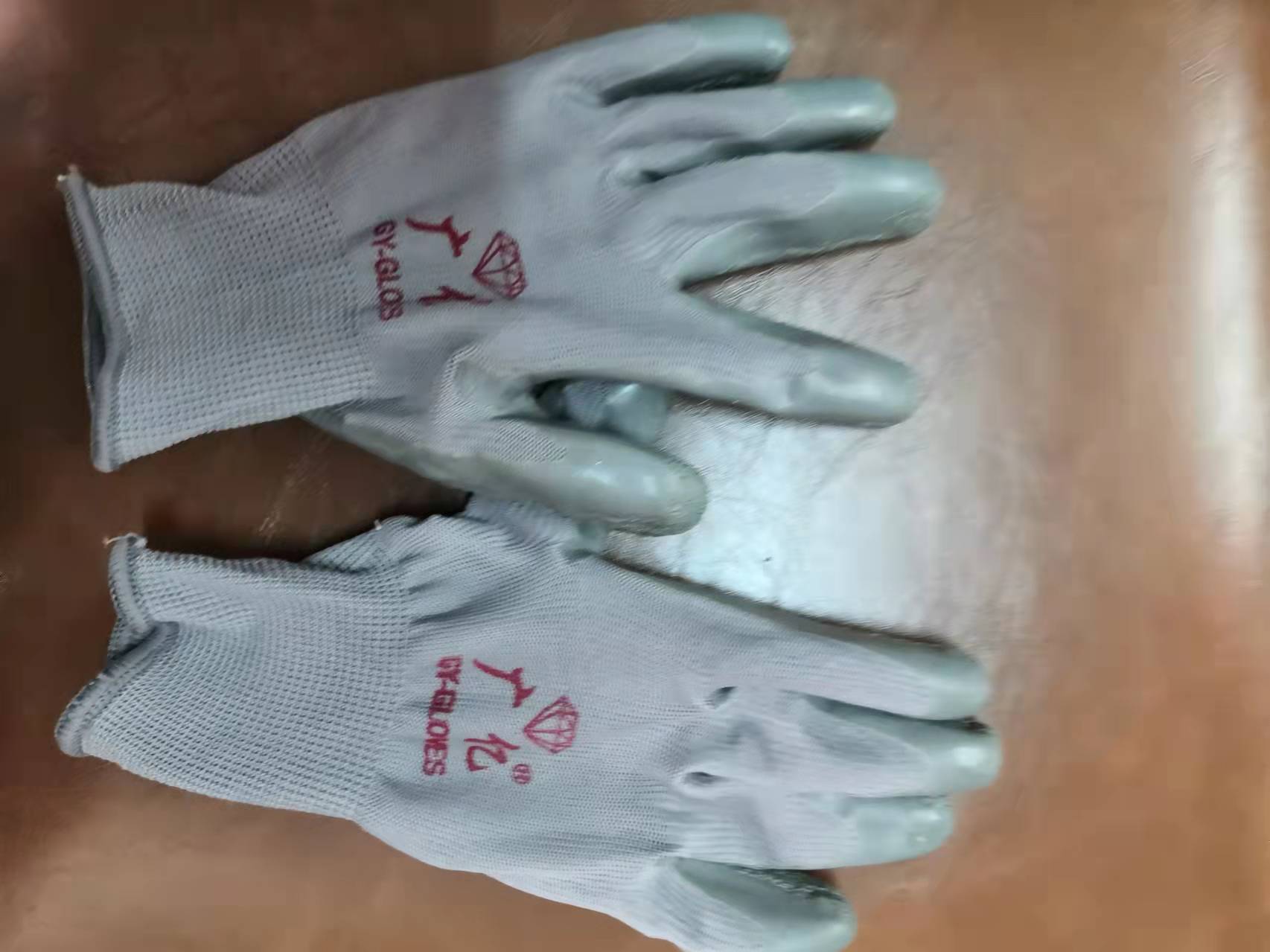 Guangyi anti-skid gloves construction workers general automobile repair oil-proof cut-proof protection wear-resistant work labor gloves