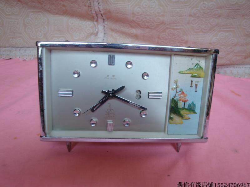 Early production with baked carving crafts five sheep alarm clock machinery chord old clock nostalgia used