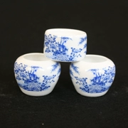 Jingdezhen cao trắng đỏ con trai gập ghềnh mắt chim lon cốc cung cấp các thiết bị lồng chim phụ kiện bát sứ bát thức ăn - Chim & Chăm sóc chim Supplies