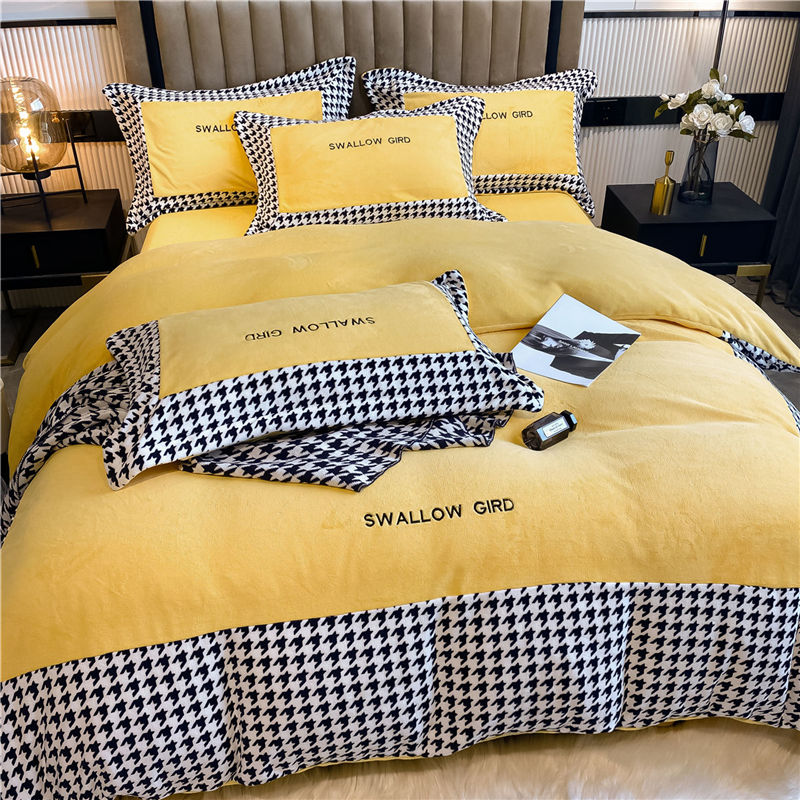 Imported High-end Milk Suede Bed Four Pieces of Thickened Warm Quilt Cover Bifacial Coral Suede Winter Kilobirge bed products