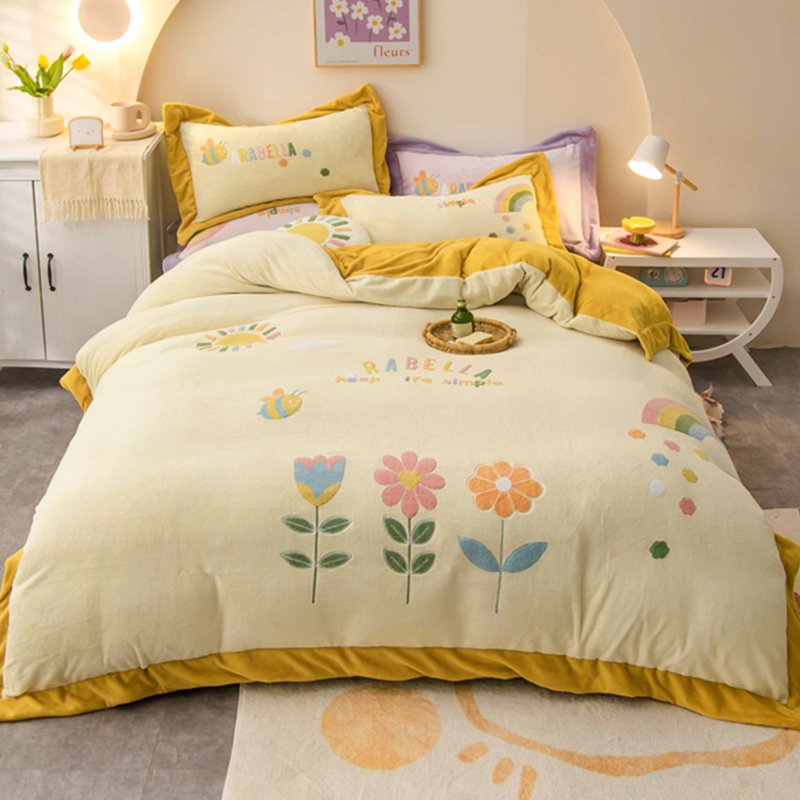 2021 autumn and winter new upscale milk suede towel embroidered with four sets of thickened coral suede bed linen flannel quilt cover