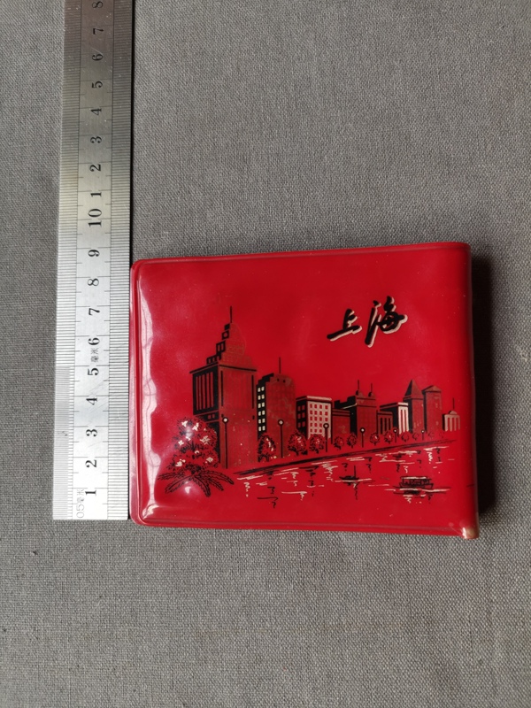 Old Wallet from the 70S, Plastic Wallet with a Red Background, Featuring Iconic Shanghai Architecture Patterns, as Shown in the Picture, a Rare Item