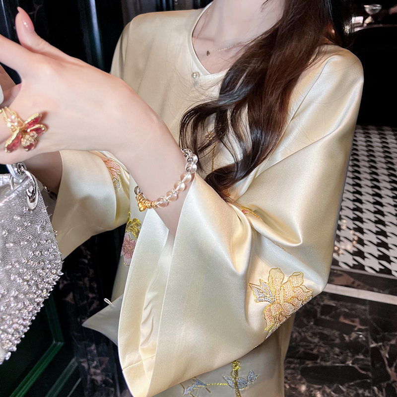 Lugao Gao·Yaxu New Chinese Style National Style Embroidered Acetate Short Jacket for Women, Spring and Autumn Casual Commuting Elegant Top