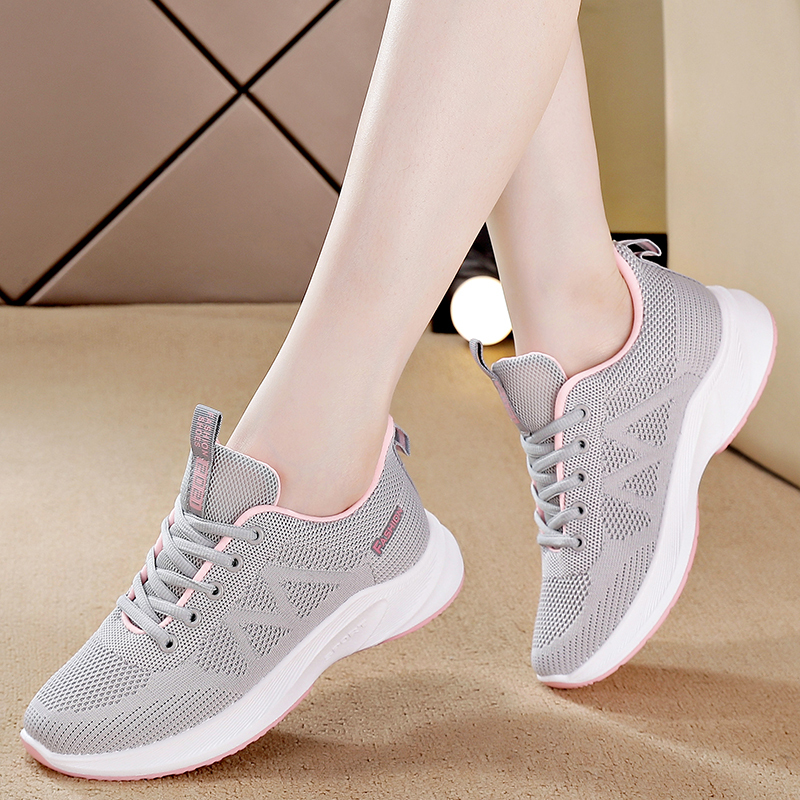 Hong Kong Women's Sneakers 2026 New Autumn Casual Versatile Mesh Shoes Breathable Running Shoes Flat Mom Shoes Hong Kong Women's Sneakers 2026 New Autumn Casual Versatile Mesh Shoes Breathable Running Shoes Flat Mom Shoes