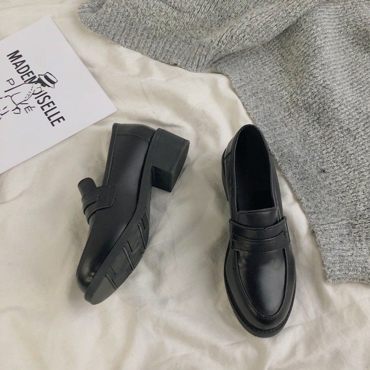 Small leather shoes women 2022 retro mid-heel all-match black work shoes Japanese British style jk single shoes spring and autumn new