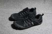 The store manager recommends the original single foreign trade mens and womens outdoor sports shoes summer boutique travel hiking shoes five-finger mountaineering and rock climbing