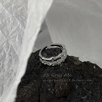 Серебряное регулируемое кольцо с камнем