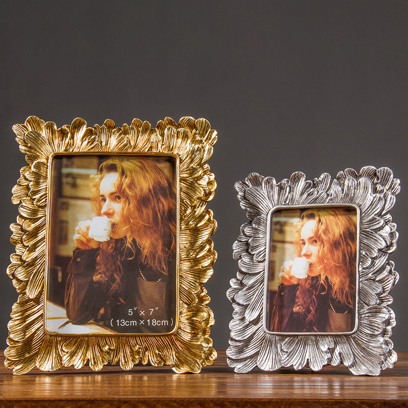 Popular European and American Style Vintage Gold and White Palm Leaf Distressed Green Iris Flower 6inch Picture Frame Popular European and American Style Vintage Gold and White Palm Leaf Distressed Green Iris Flower 6inch Picture Frame