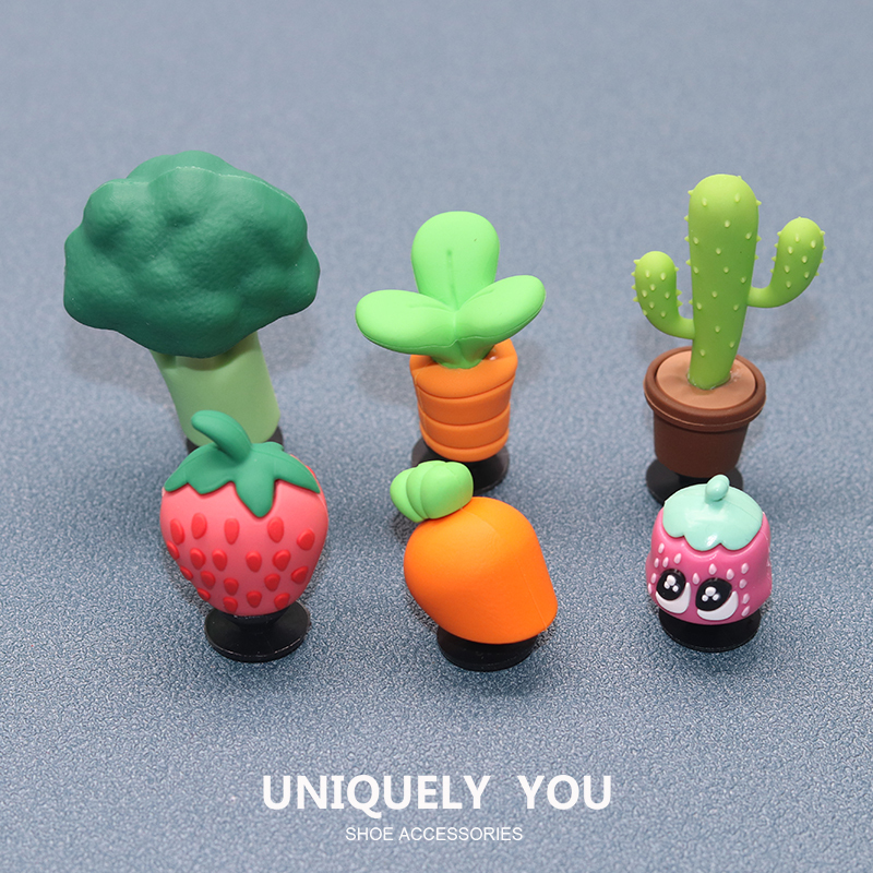 New Crocs Shoe Accessories, Shoe Charms Suitable for Crocs Shoes, Decorative Accessories, 3D Broccoli and Strawberry Shoe Charms, Shoe Buckles