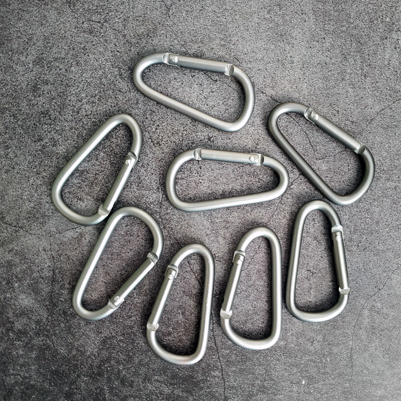 Gun Grey Sub-Light D-type Button 6 Aluminum Alloy Mountaineering Buckle Key Button Mini Portable quick hanging buckle Bag Kettle Buckle