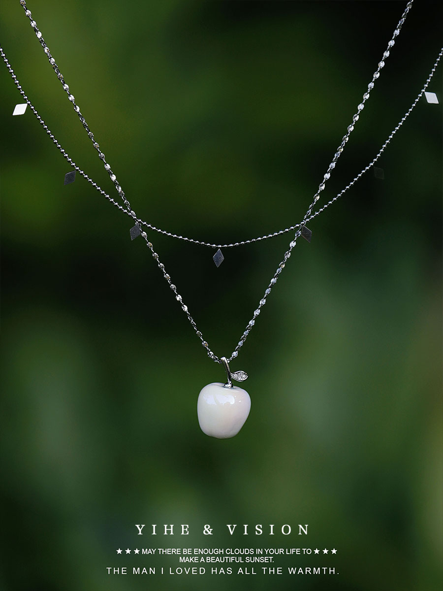 YIHE original design Apple Christmas daily versatile fresh summer fruit style ceramic titanium steel necklace
