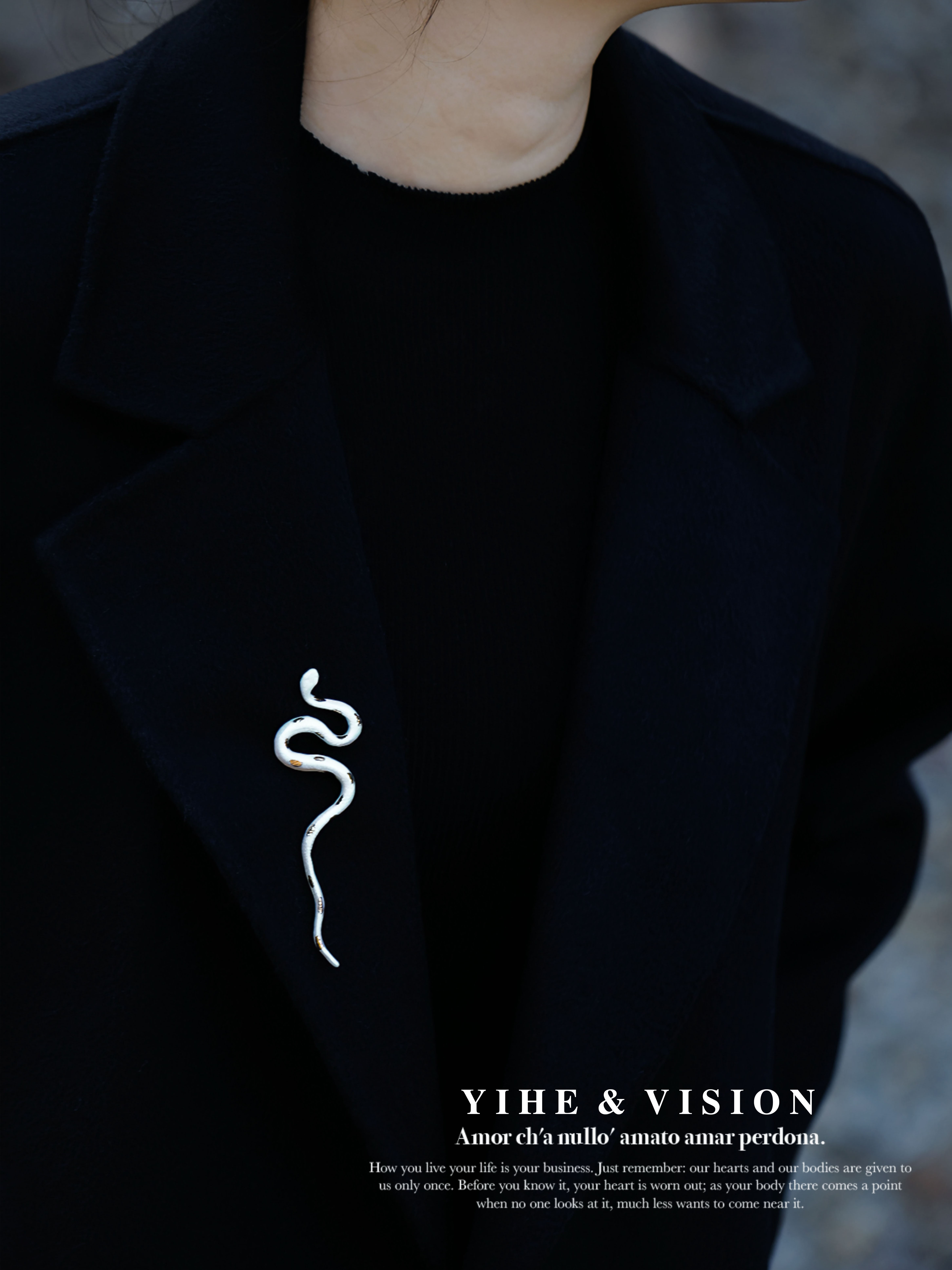 YIHE Original Spotted Golden Snake Niche Art Unique Ceramic Snake Zodiac Year Coat Brooch for Men and Women