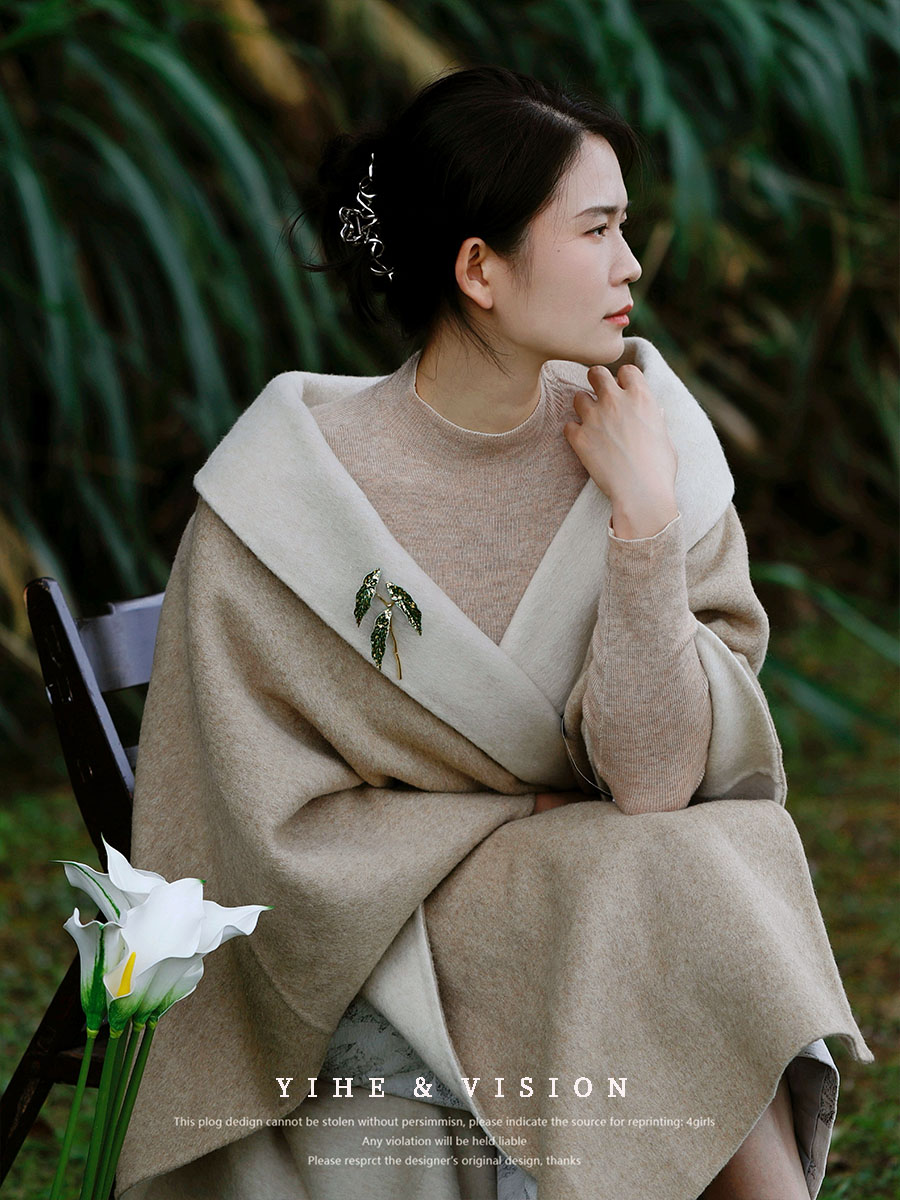 YIHE original design Qiu Begonia new niche temperament versatile autumn and winter plant ceramic coat brooch