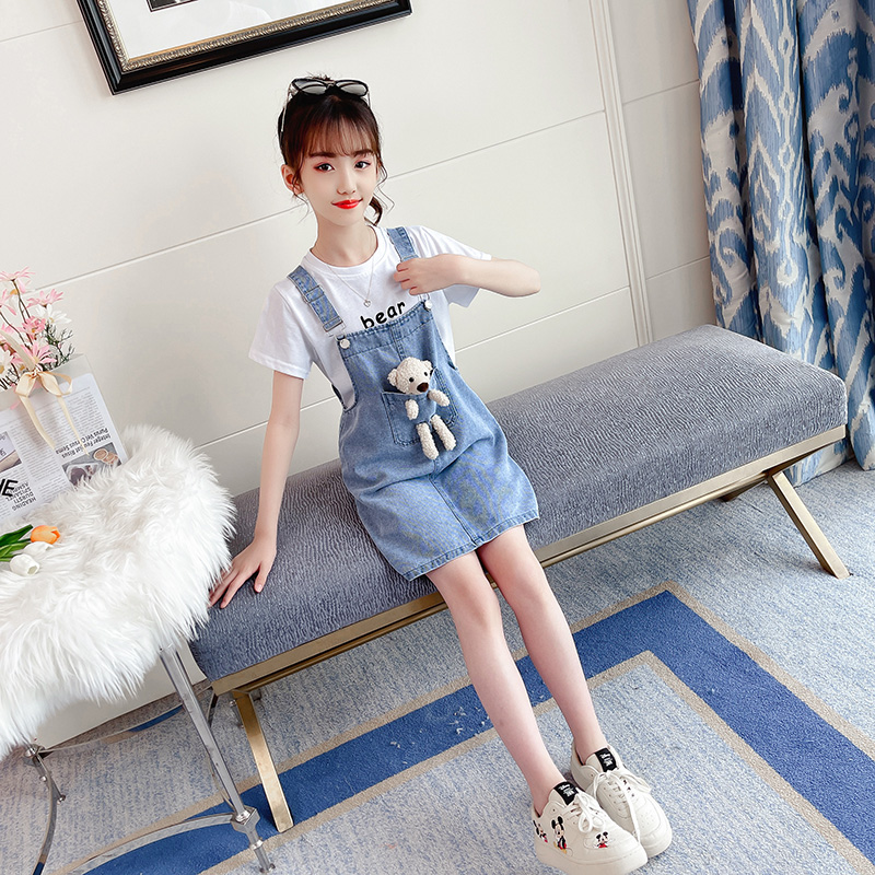 Girl's jeans summer suit red in large children's strap skirt children summer hanging dress dress sending little bear