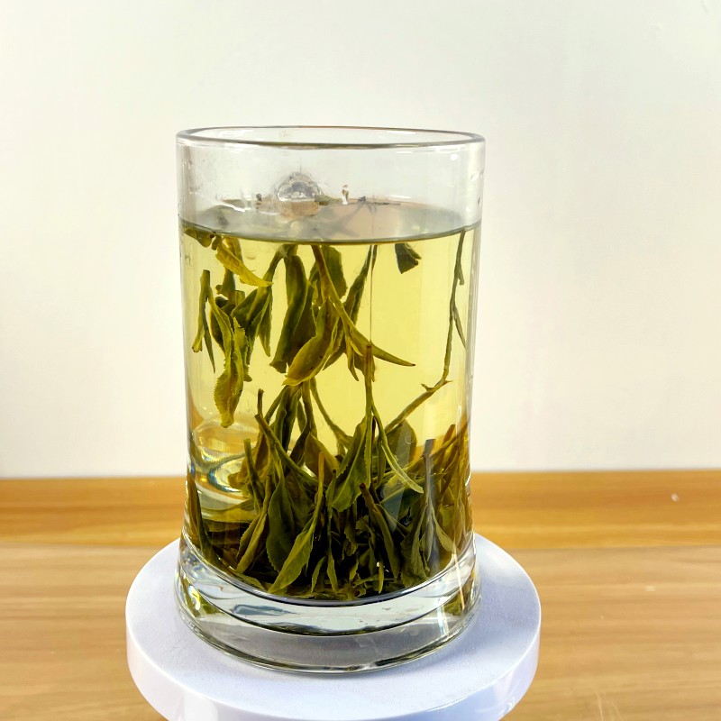 毛雾雨茗茶叶店的LOGO