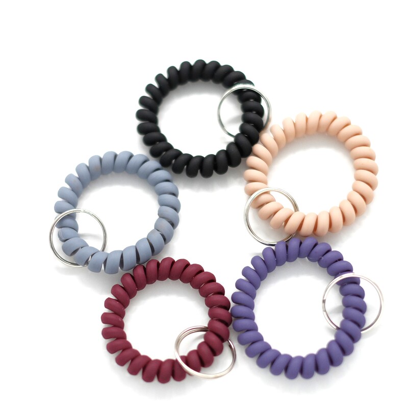 Anti-Lost Key Wristband Keychain Swimming Wrist Key Chain Spring Key Holder Key Lanyard Key Ring