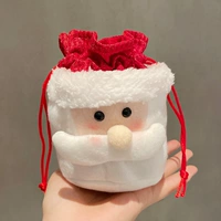 Белые карманные часы с помощью белого Санта-Клауса