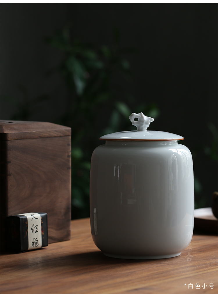 Jingdezhen ceramic tea pot seal pot household deposit tea POTS storage containers of tea large small POTS