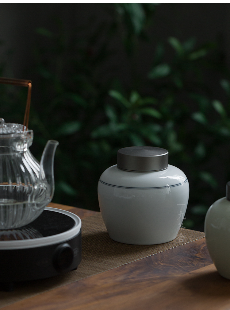 Jingdezhen ceramic seal pot POTS of household small caddy fixings a large black tea, green tea storage POTS storage POTS