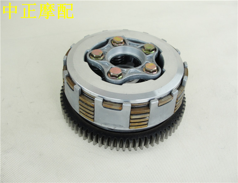 Three-wheeled locomotive 200 engine five-column six-piece widening sheet clutch assembly