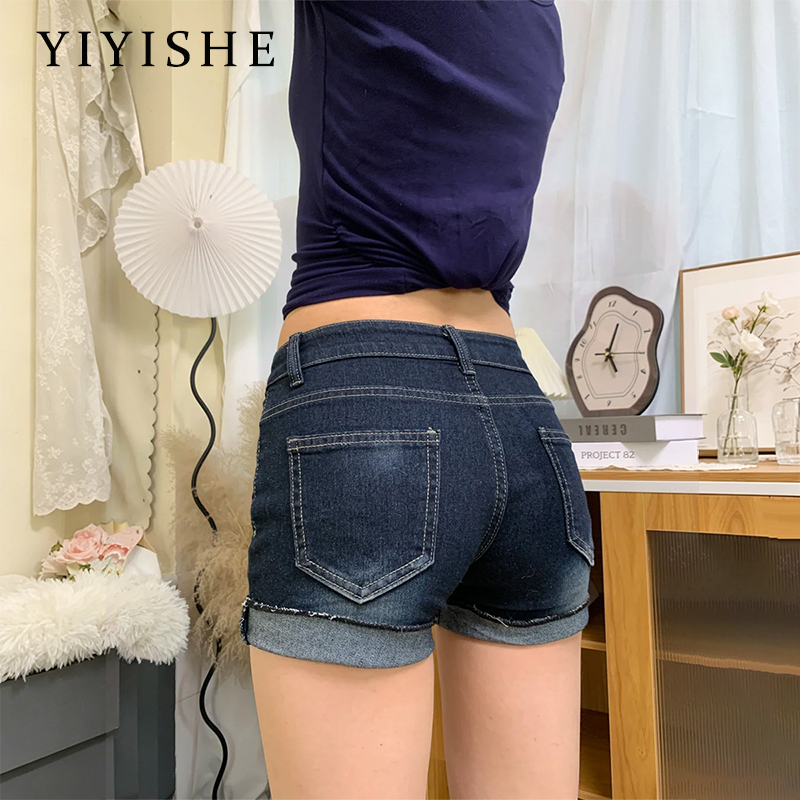 American-Style Denim Shorts for Women, 2026 Summer New Thin Style, Rolled Hem, Low Waist, Stretchy, Non-Revealing, Butt-Hugging Hot Pants