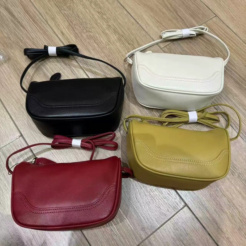 6.10 Vegetable-Tanned Cowhide Leather Solid Color Single-Shoulder Crossbody Saddle Bag 18X13X7.5 6.10 Vegetable-Tanned Cowhide Leather Solid Color Single-Shoulder Crossbody Saddle Bag 18X13X7.5