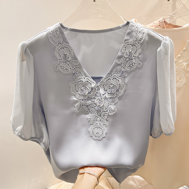 2026 ຮູບແບບຝຣັ່ງແບບໃຫມ່ slim V-neck ອຸດສາຫະກໍາຫນັກ crochet beading ສີແຂງເສື້ອ chiffon ແຂນສັ້ນສໍາລັບແມ່ຍິງ summer ບາງໆ