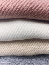 A cashmere of the Allah Shanshan Mountain.