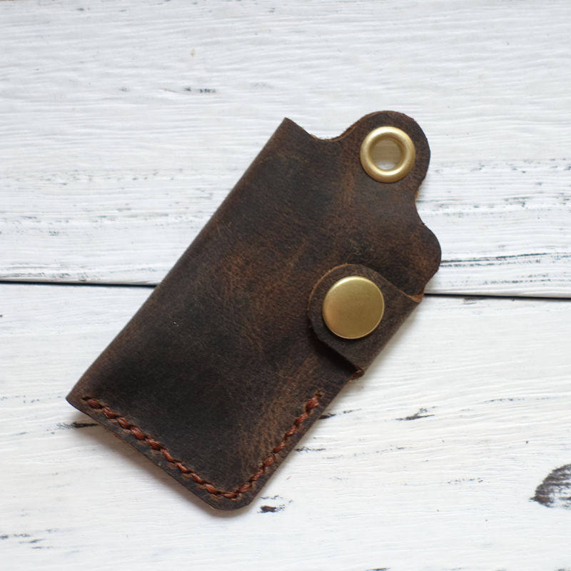 Genuine leather U disc protective sleeve Mini U shield containing small bag protective sleeve portable cortical key anti-lose leather cover inclined