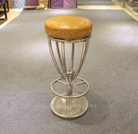 Стул из нержавеющей стали