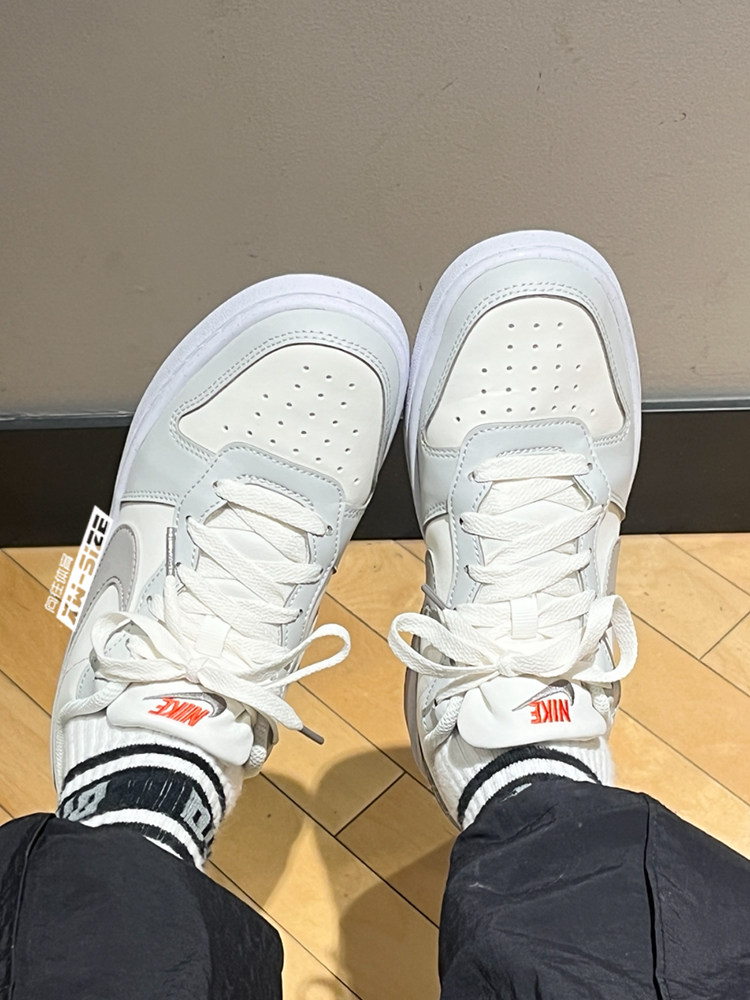 обувь на тонкой подошве ( для скейтборда ) 向往体育nike耐克court borough女子小dunk休闲板鞋fv8121 dv5456