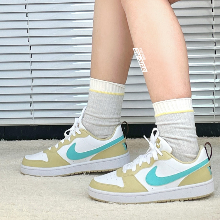 обувь на тонкой подошве ( для скейтборда ) 向往体育nike耐克court新款春夏女子小dunk小空军板鞋 hv1804-121