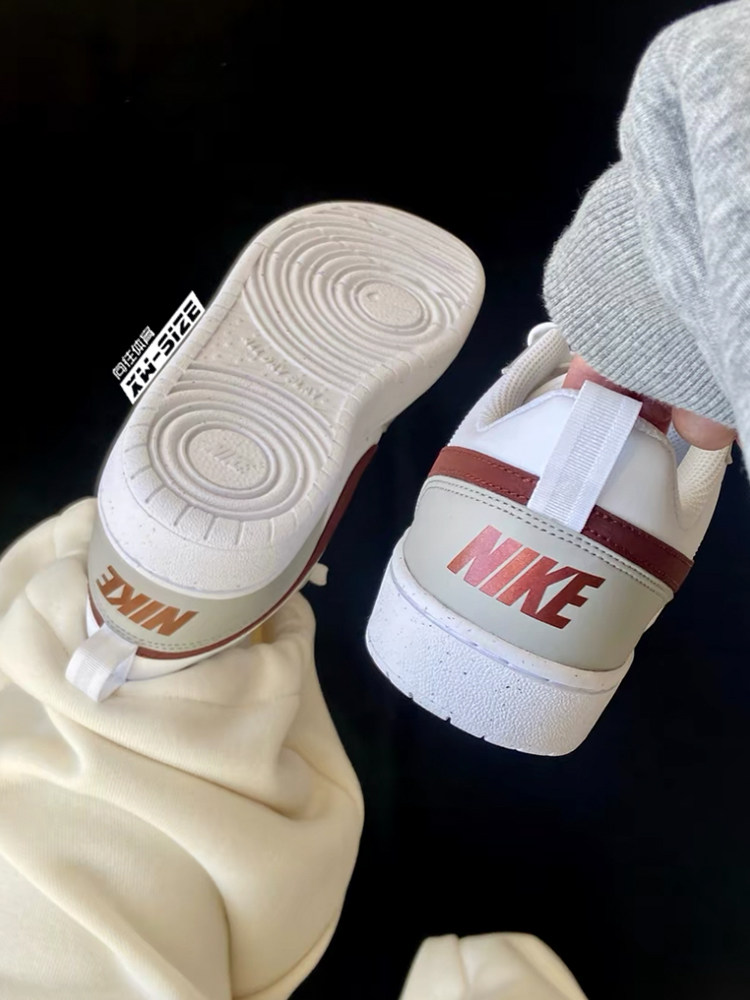 обувь на тонкой подошве ( для скейтборда ) 向往体育nike耐克court新款春夏女子小dunk小空军板鞋 hv1804-121