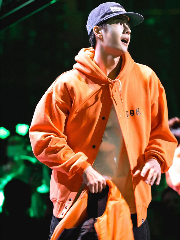 Wang Yibo Style Orange Hooded Sweatshirt for Women 2026 Spring and Autumn Casual Loose Zipper Cardigan Fleece Short Jacket Trendy