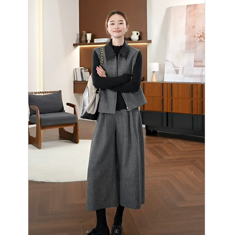 Qiu Yingying's "Three-Quarter Pants Set" Wool Lapel Texture Vest and Casual Pants Set