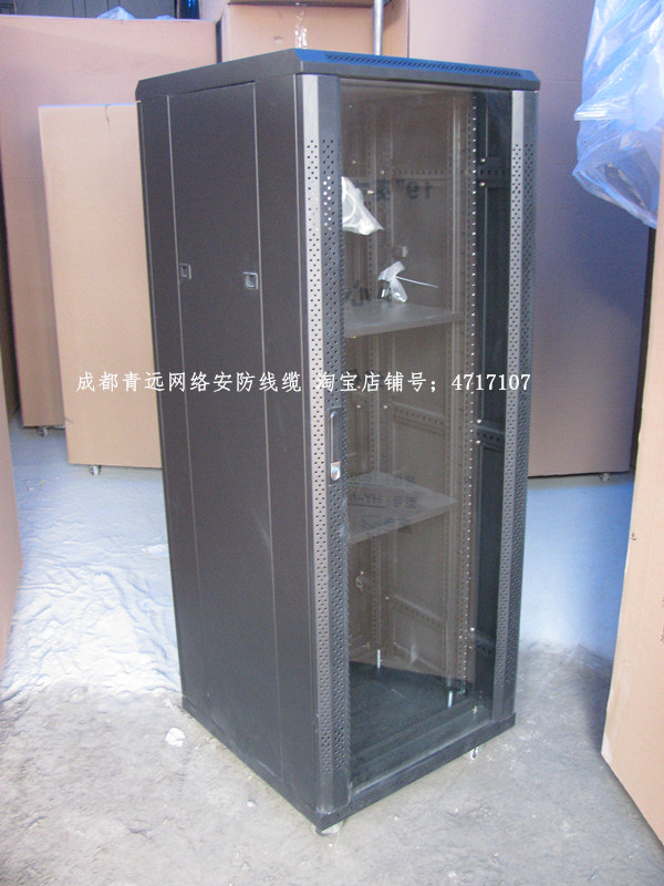 Thickening 1 6 m 600 * 600 * 1600 33U Howard Type Internet enclosure 19 inch Switch Internet enclosure