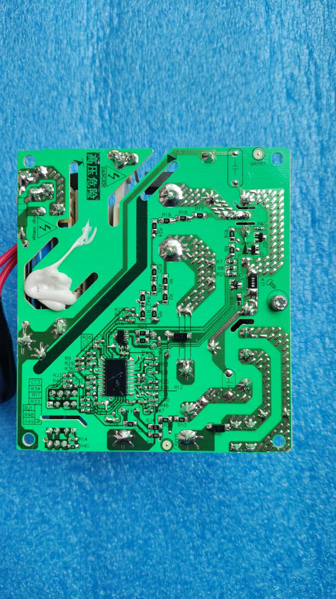 2026年选LSLV0004M100-1EOFNS变频器要注意哪些关键点？