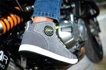 JXT Hunting Wolf Motorcycle Riding Shoes Mens and Womens Comfortable Casual Boots Anti-Fall Breathable Rider Boots Protective Shoes