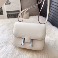 Большой, бежевый, 22 см