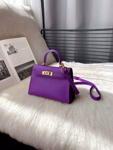 Маленькая сиреневая сумка через плечо, из натуральной кожи