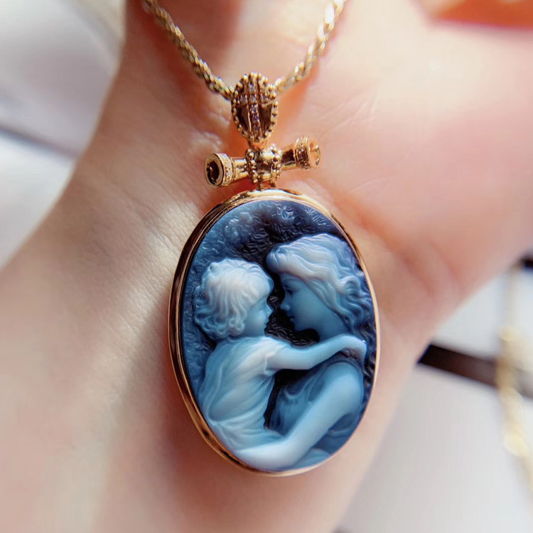 German Cameo pendant 18K gold inlaid women's elegant pendant agate European and American gemstone literary jewelry